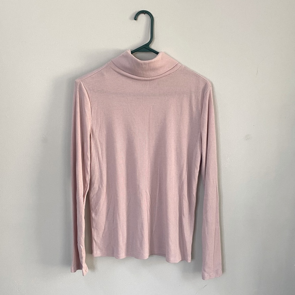 a.n.a Women’s Pink Blush Ribbed Lightweight Turtleneck Shirt Size Medium